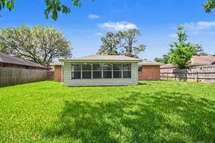 10414 Kirkdale Dr, Houston, TX 77089 - Photo 21