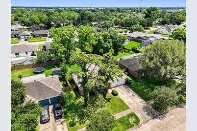 10414 Kirkdale Drive, Houston, TX 77089 - Photo 3