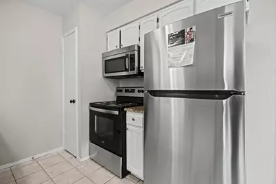 10414 Kirkdale Drive, Houston, TX 77089 - Photo 15