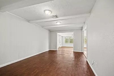 10414 Kirkdale Drive, Houston, TX 77089 - Photo 11