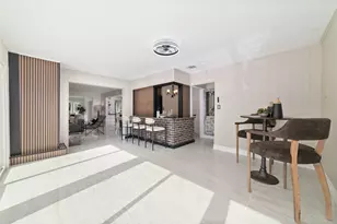 2302 Brooktree Dr, Houston, TX 77008 - Photo 21