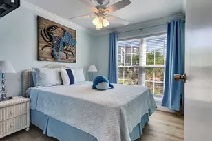 6300 Seawall Blvd, Galveston, TX 77551 - Photo 11