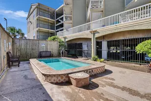 6300 Seawall Blvd, Galveston, TX 77551 - Photo 15