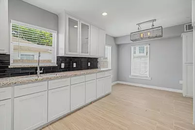 515 Caplin Street, Houston, TX 77022 - Photo 13