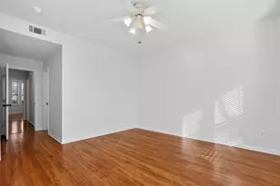 15 S Avonlea Cir, The Woodlands, TX 77382 - Photo 19