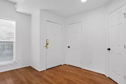 15 S Avonlea Circle, The Woodlands, TX 77382 - Photo 5