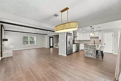41 Eagle Court, The Woodlands, TX 77380 - Photo 9