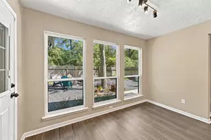 41 Eagle Ct, The Woodlands, TX 77380 - Photo 15