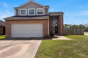 1959 Wood Shadows Dr, Missouri City, TX 77489 - Photo 1