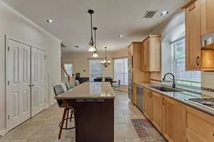 59 Pleasant Bend Dr, The Woodlands, TX 77382 - Photo 19