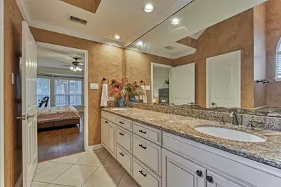 59 Pleasant Bend Drive, The Woodlands, TX 77382 - Photo 31