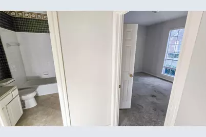 2939 Rosefield Drive, Houston, TX 77080 - Photo 11