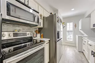12550 Whittington Dr, Houston, TX 77077 - Photo 11