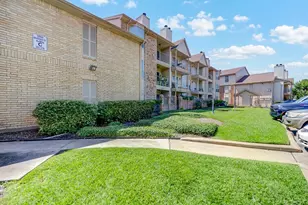 12550 Whittington Dr, Houston, TX 77077 - Photo 29
