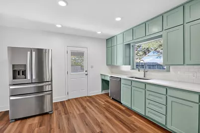 1006 Holt Street, College Station, TX 77840 - Photo 7