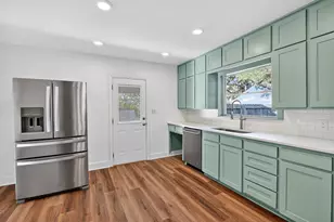 1006 Holt St, College Station, TX 77840 - Photo 7