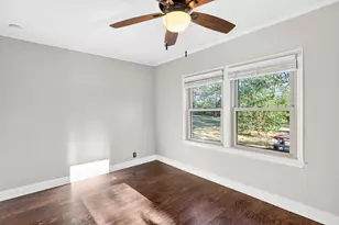 1006 Holt St, College Station, TX 77840 - Photo 17