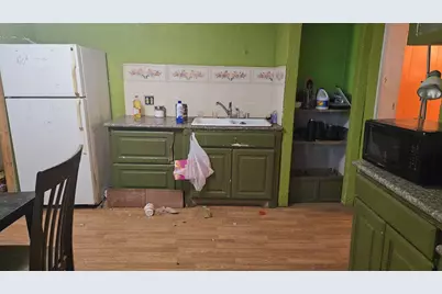 2418 Hill Avenue, Dickinson, TX 77539 - Photo 7