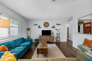 5230 Saxon Dr, Houston, TX 77092 - Photo 3