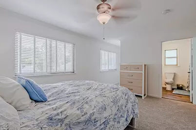 10307 Piping Rock Lane, Houston, TX 77042 - Photo 25