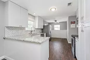 1719 Longhorn Dr, Houston, TX 77080 - Photo 17