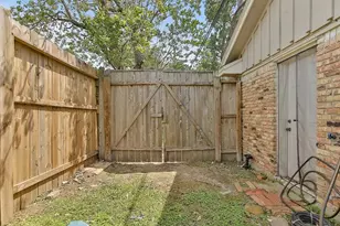 1719 Longhorn Dr, Houston, TX 77080 - Photo 43