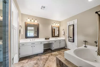 8655 Plum Lake Drive, Houston, TX 77095 - Photo 23