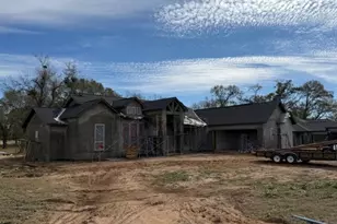 210 Birdie Dr Hempstead, Hempstead, TX 77445 - Photo 3