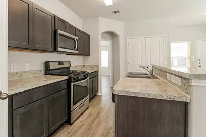 2625 Lina Drive, Conroe, TX 77301 - Photo 7