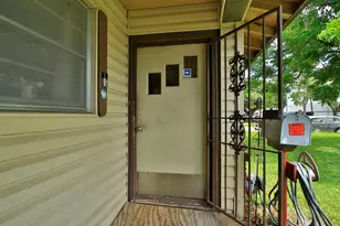 8502 Friendship Rd, Houston, TX 77080 - Photo 7