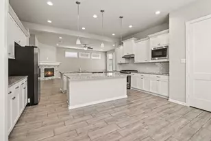 10519 Emory Pk, Missouri City, TX 77459 - Photo 9