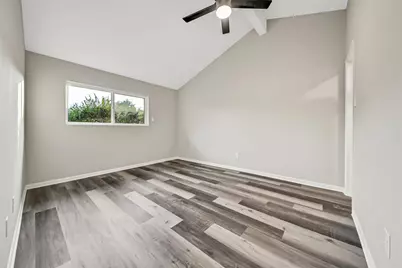 60 April Village, Conroe, TX 77356 - Photo 31