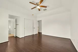 2806 Capecrest Dr, Pearland, TX 77584 - Photo 17