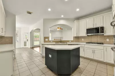 2806 Capecrest Drive, Pearland, TX 77584 - Photo 7