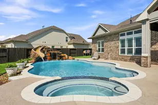 14610 Saratoga Ln, Mont Belvieu, TX 77523 - Photo 33