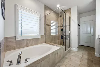 14610 Saratoga Lane, Mont Belvieu, TX 77523 - Photo 21