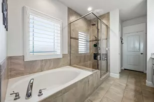 14610 Saratoga Ln, Mont Belvieu, TX 77523 - Photo 21