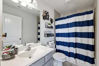 14610 Saratoga Lane, Mont Belvieu, TX 77523 - Photo 29