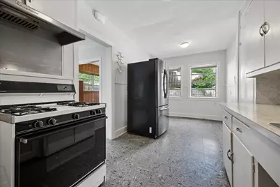 6629 Wildwood Way, Houston, TX 77023 - Photo 15