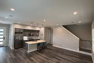 702 Pinemont Cyn Ln, Houston, TX 77018 - Photo 5