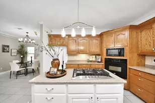 2804 8th St N, Texas City, TX 77590 - Photo 11
