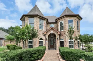 2804 8th St N, Texas City, TX 77590 - Photo 1