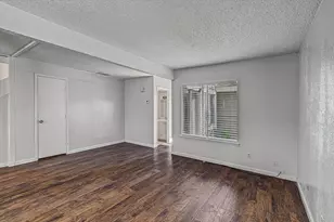 12990 Greenway Chase Ct, Houston, TX 77072 - Photo 11