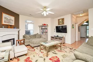 22 Woodbury Ct, Magnolia, TX 77355 - Photo 13