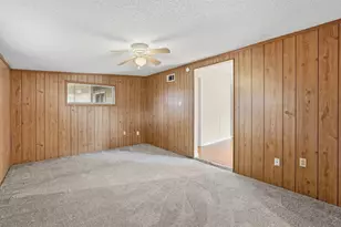 1759 S Park Dr, Alvin, TX 77511 - Photo 19