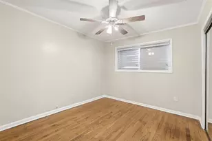 1759 S Park Dr, Alvin, TX 77511 - Photo 13