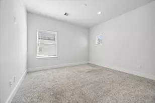 9663 Kings Cross Station, Houston, TX 77045 - Photo 19