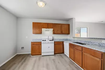 807 Darbydale Crossing Lane, Houston, TX 77090 - Photo 5