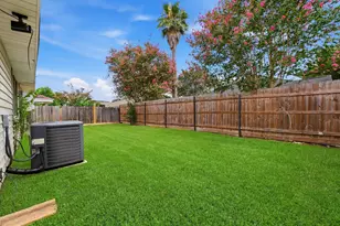 13426 Carruth Ln, Houston, TX 77083 - Photo 23