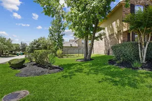 115 Black Swan Pl, The Woodlands, TX 77354 - Photo 5